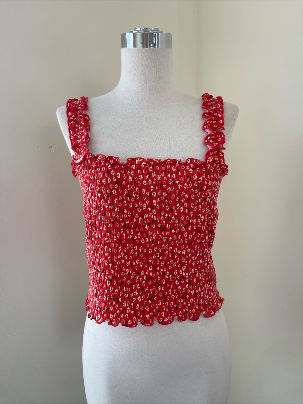 Arizona Jean Company Red Smocked Floral Tank with Ruffled Straps